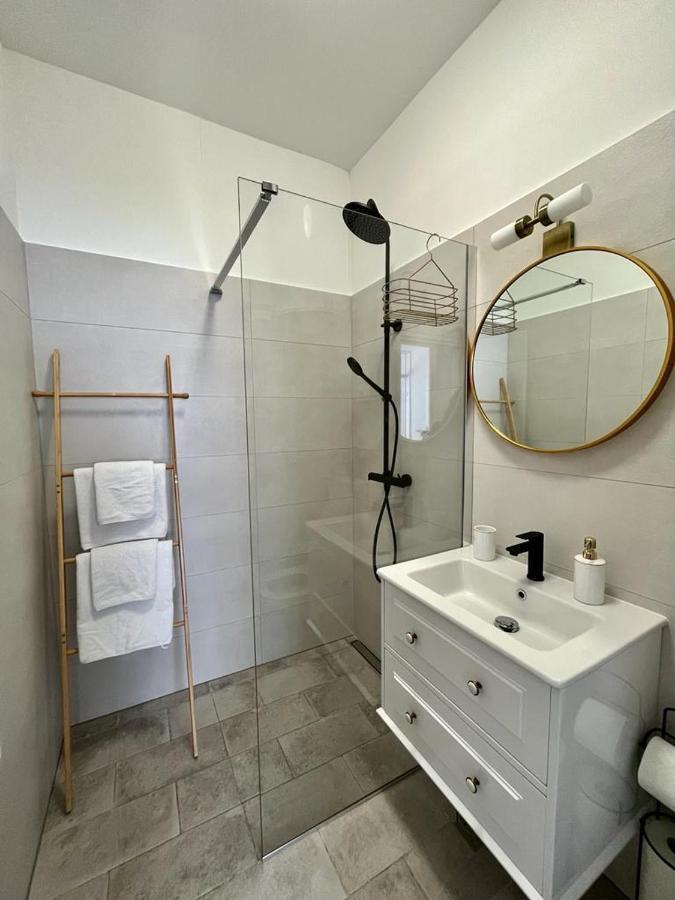 Lux Apartmans Pula Exterior foto