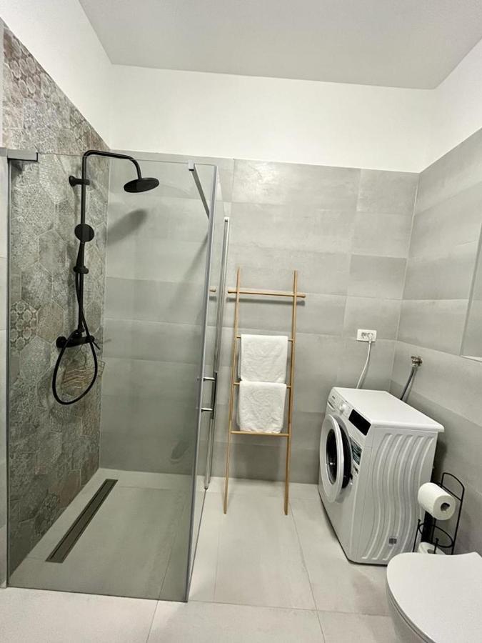 Apartamento Lux Apartmans Pula Exterior foto